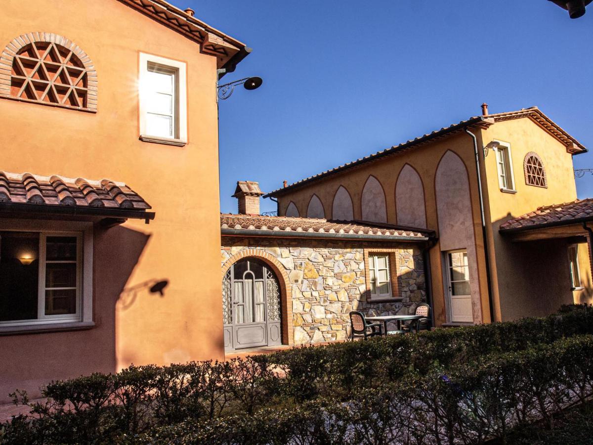 Apartments In Residence With Swimming Pool In Monteverdi Marittimo Extérieur photo