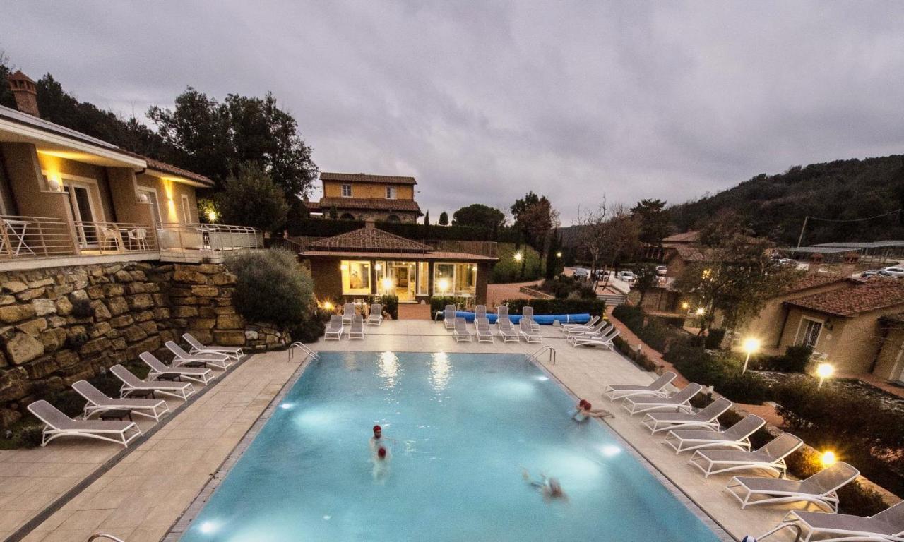 Apartments In Residence With Swimming Pool In Monteverdi Marittimo Extérieur photo